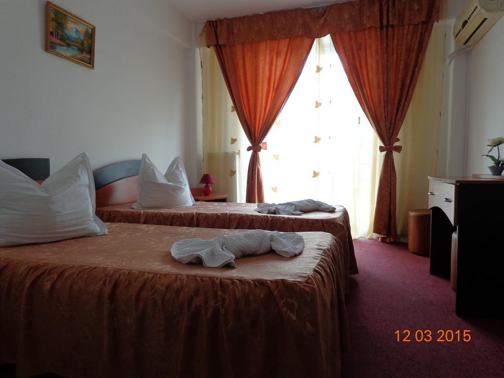Hotel Cygnus Tulcea Habitación foto