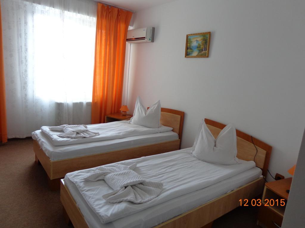 Hotel Cygnus Tulcea Habitación foto